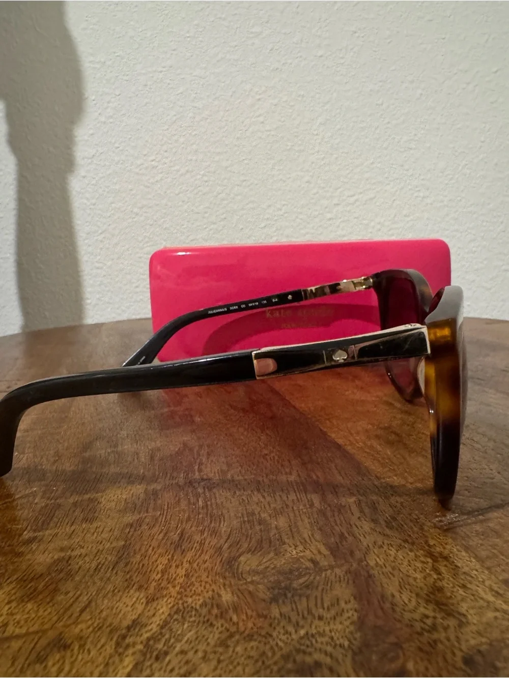 Kate Spade Sunglasses  with Pink and Orange Case
